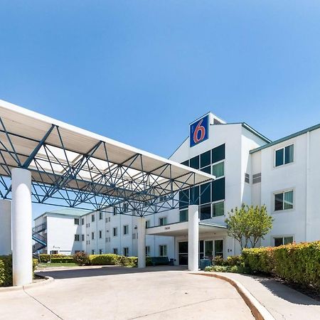 Motel 6-Irving, Tx - Dfw Airport North Zewnętrze zdjęcie