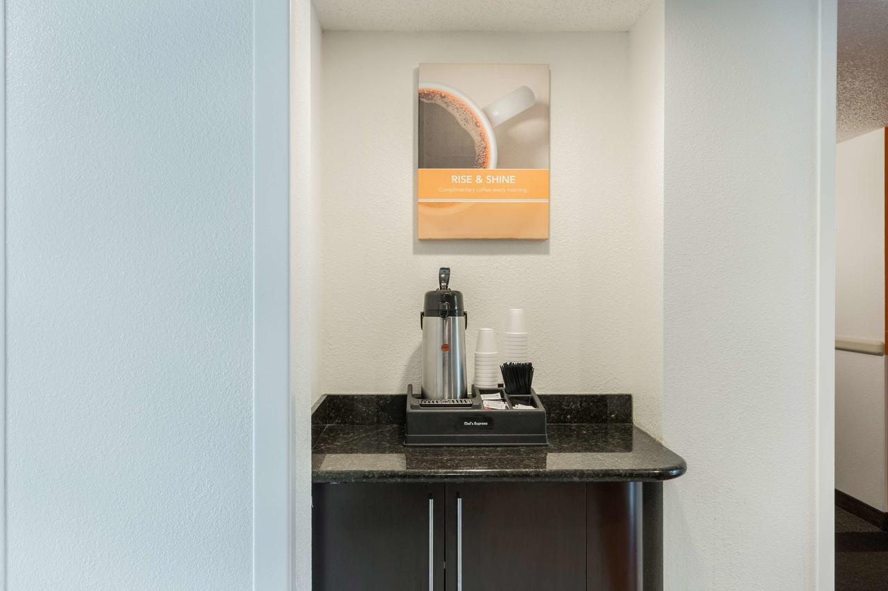 Motel 6-Irving, Tx - Dfw Airport North Zewnętrze zdjęcie