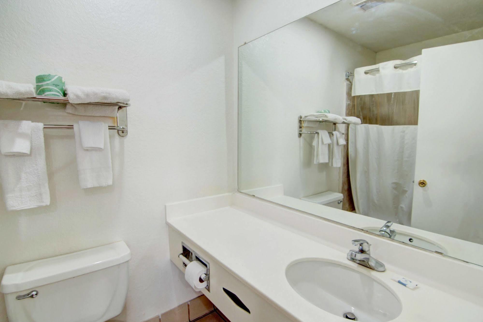 Motel 6-Irving, Tx - Dfw Airport North Zewnętrze zdjęcie