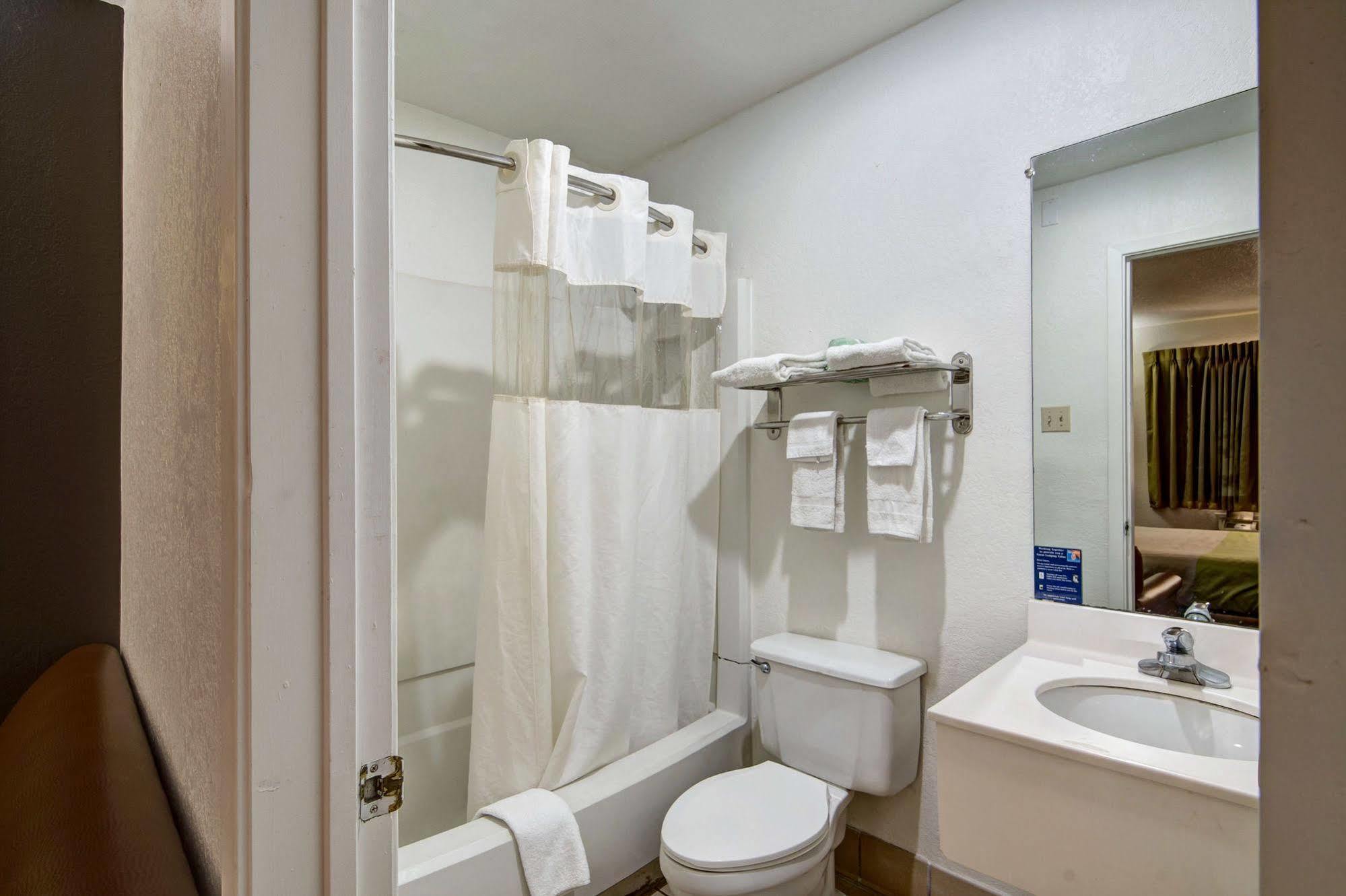 Motel 6-Irving, Tx - Dfw Airport North Zewnętrze zdjęcie